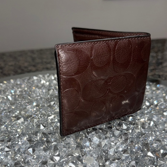 Coach men’s wallet Rich Brown Embossed Leather Card Holder EUC - Picture 4 of 11